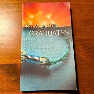 3/$10 God’s Word of Life for Graduates